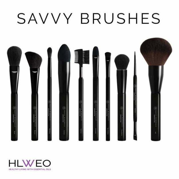 savvy minerals brushes
